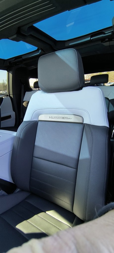 Used 2024 GMC Hummer EV 3X w/ Omega Edition image 14