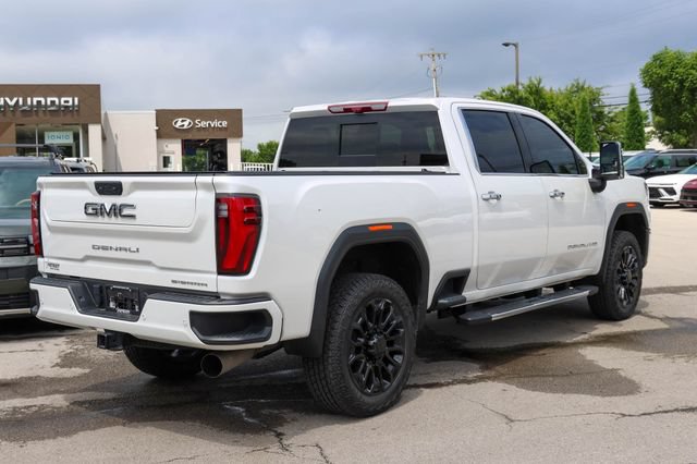 Used 2025 GMC Sierra 2500 Denali Ultimate AWD/4WD image 3