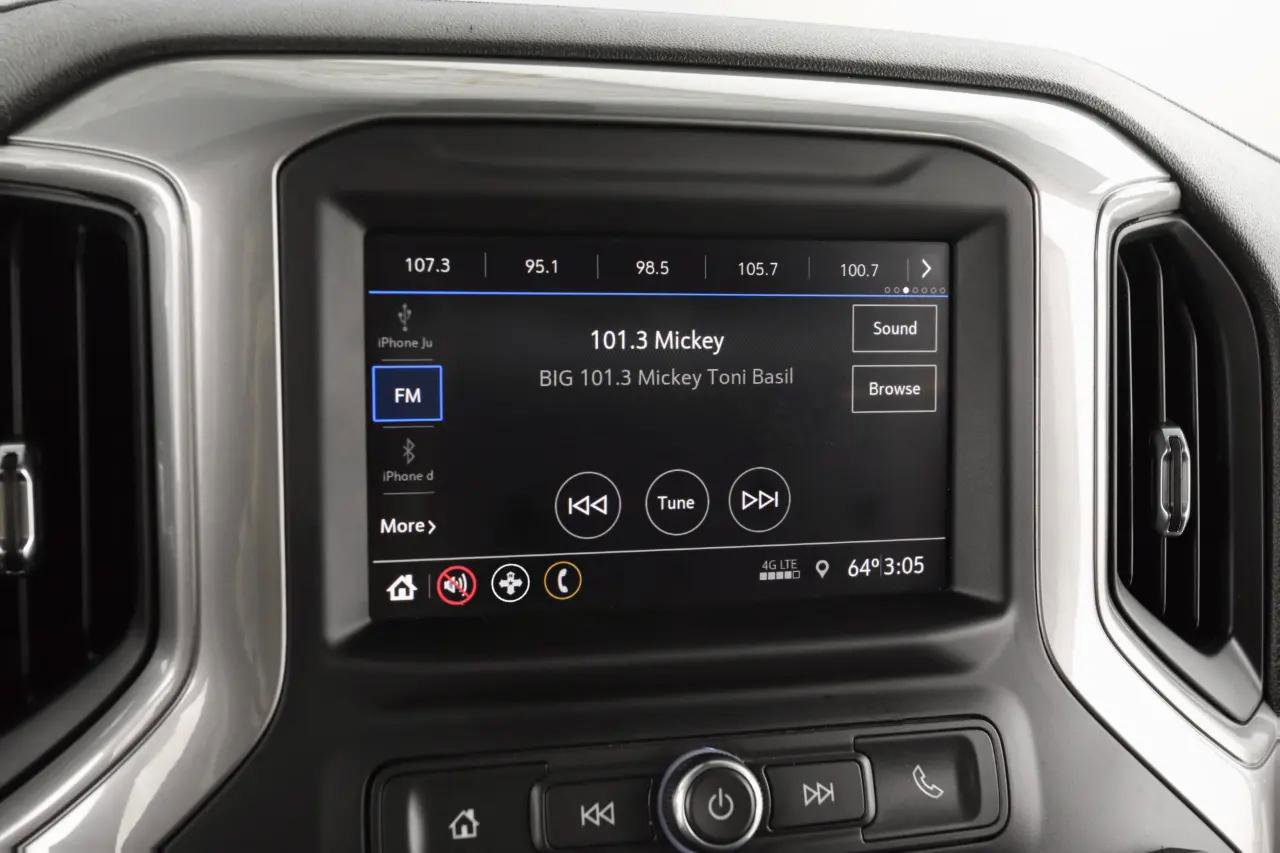 Used 2022 Chevrolet Silverado 2500 Custom w/ Custom Value Package image 22