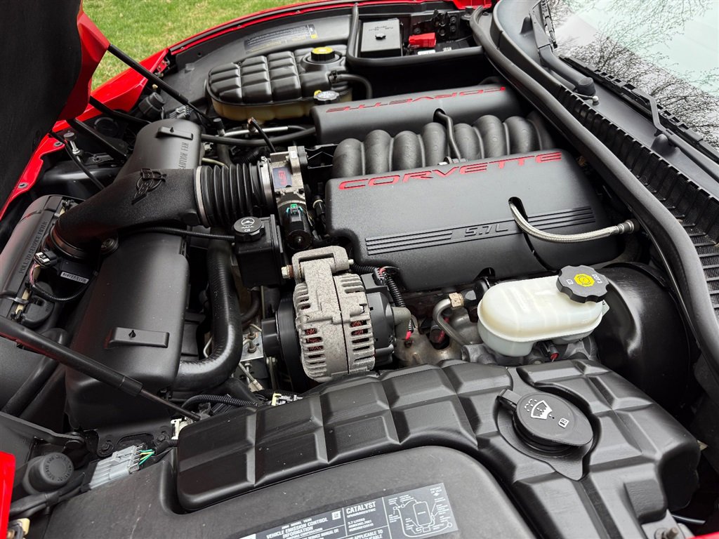 Used 2004 Chevrolet Corvette Coupe w/ Roof Package image 67