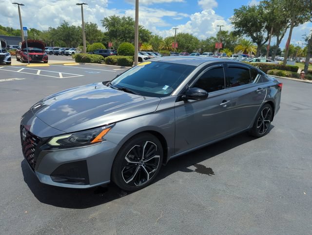 Certified 2023 Nissan Altima 2.5 SR w/ SR Premium Package FWD image 14