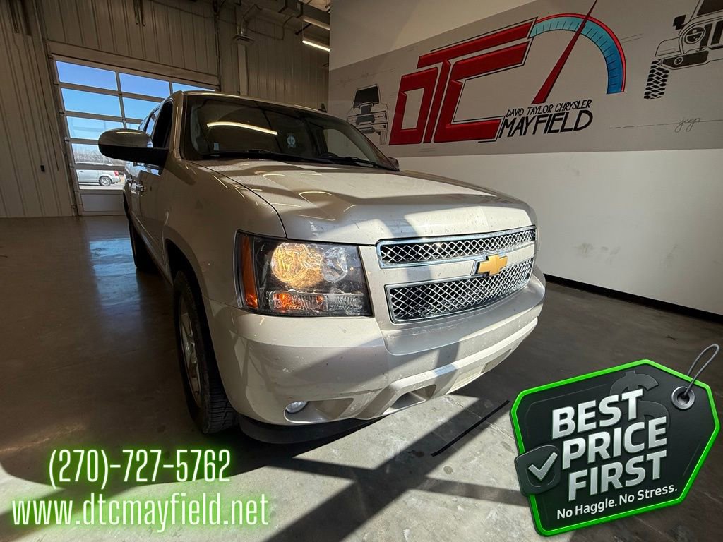 Used 2013 Chevrolet Suburban LTZ video 1