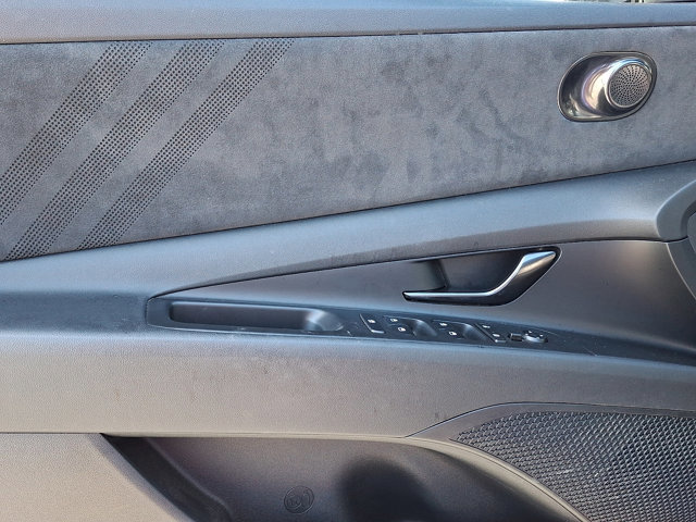 Used 2023 Hyundai Elantra N w/ Preferred Accessory Package FWD image 12