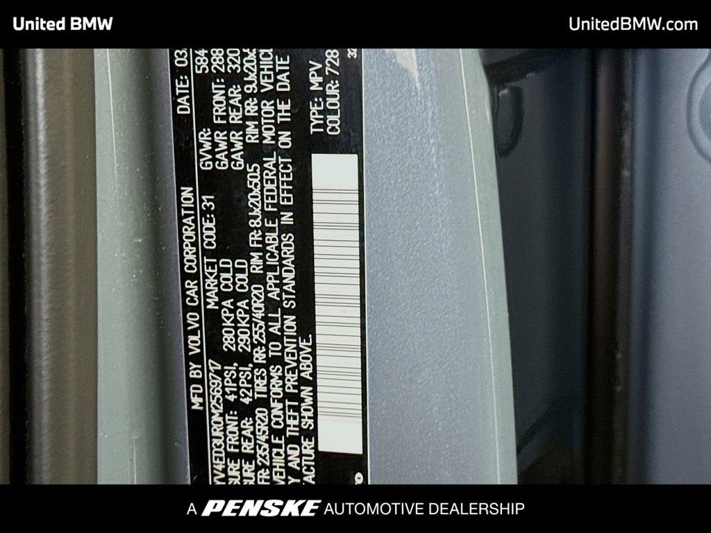 Used 2021 Volvo XC40 P8 Recharge w/ Advanced Package image 15