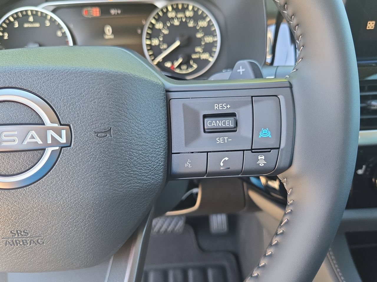 New 2026 Nissan Pathfinder SV w/ Cargo Package FWD image 20