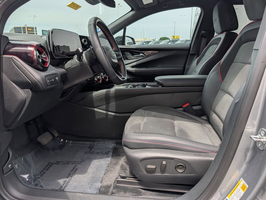 Used 2025 Chevrolet Blazer EV RS AWD/4WD image 13