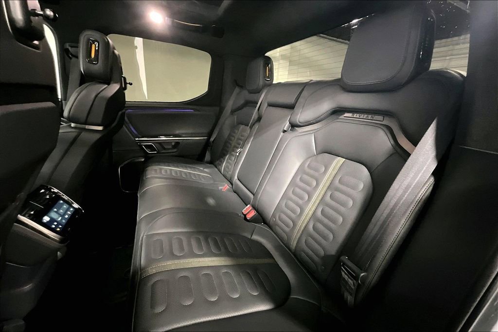 Used 2023 Rivian R1T Adventure image 34
