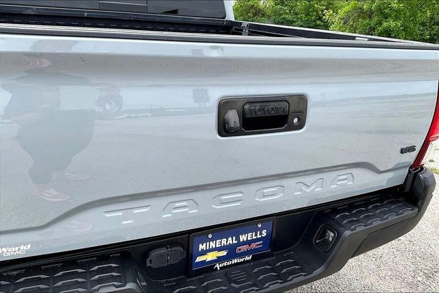 Used 2019 Toyota Tacoma TRD Off-Road AWD/4WD image 26