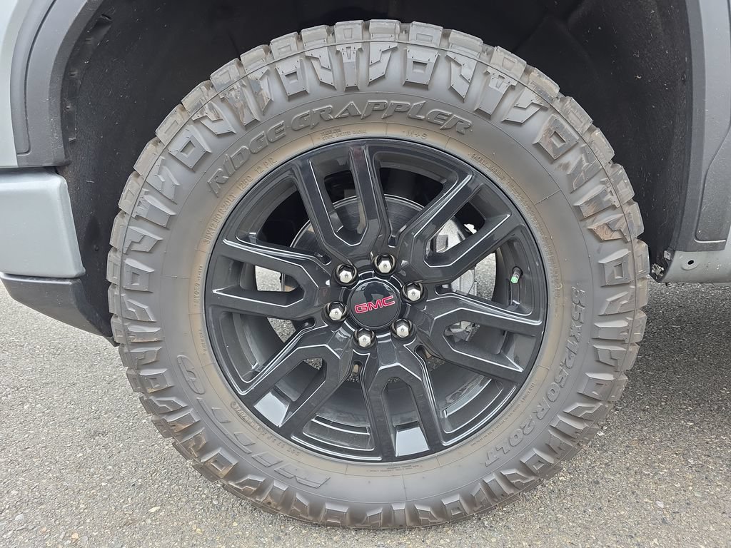 Used 2024 GMC Sierra 1500 Elevation AWD/4WD image 14