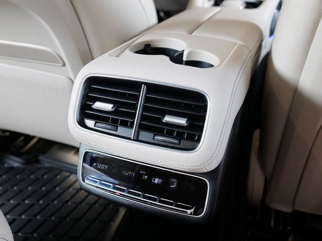Used 2024 Mercedes-Benz GLS 580 4MATIC image 23