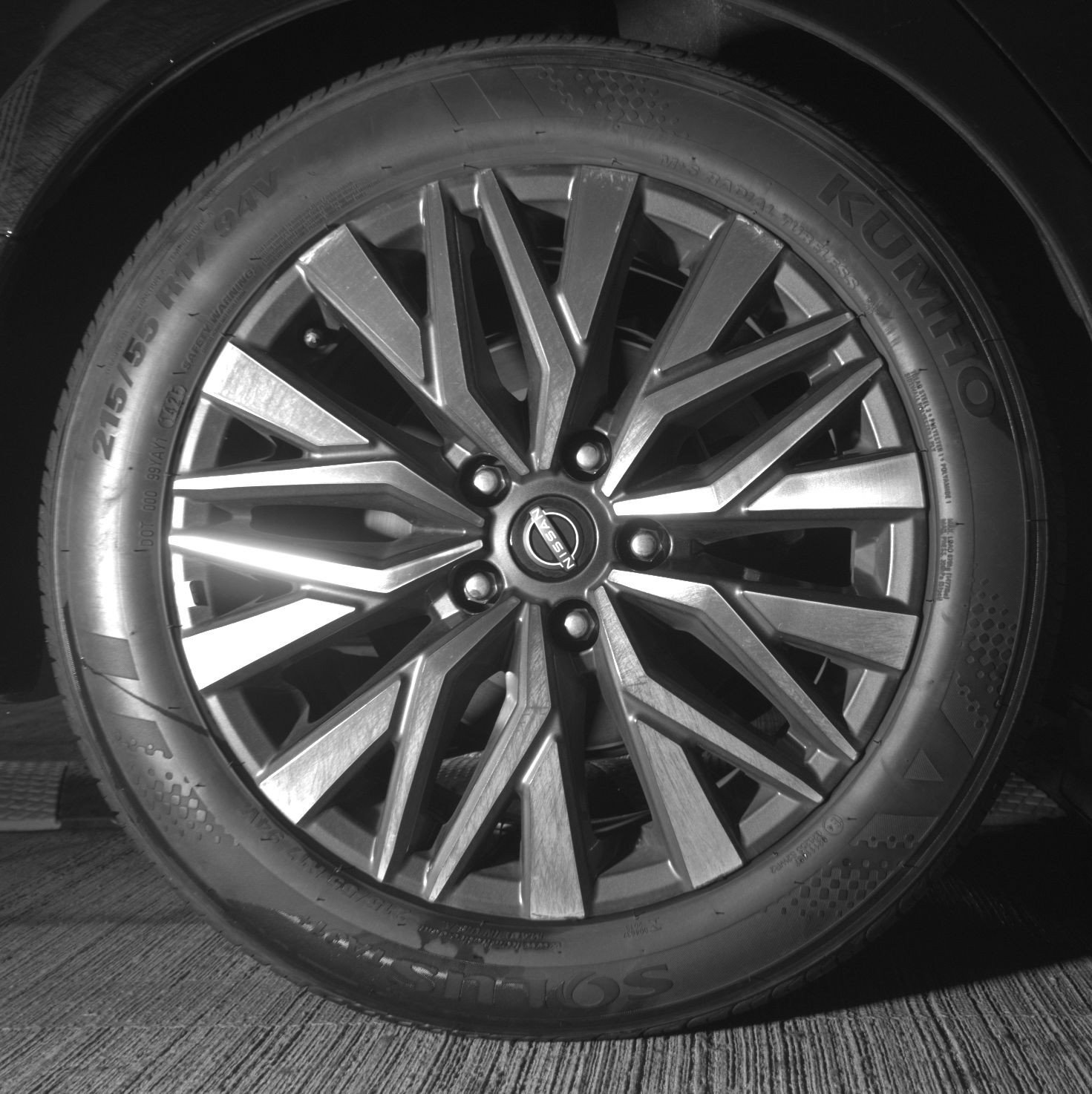 Used 2025 Nissan Altima 2.5 SV FWD image 15