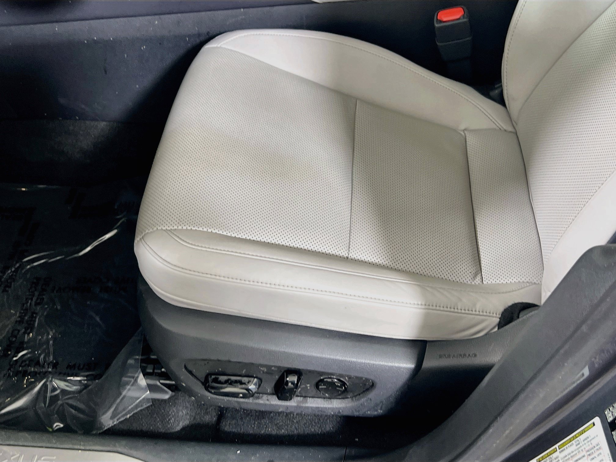 Used 2023 Lexus RX 350 Premium w/ Accessory Package AWD/4WD image 19