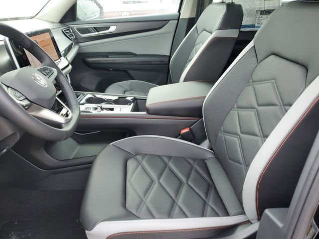 New 2026 Volkswagen Atlas Peak Edition image 18