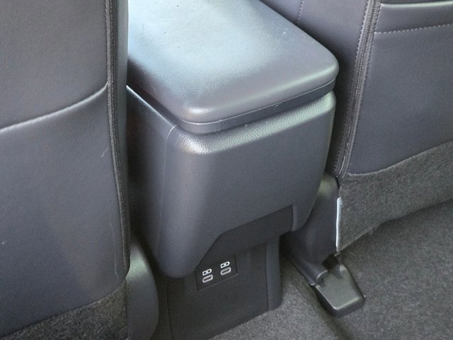 Used 2024 Toyota Prius XLE image 16