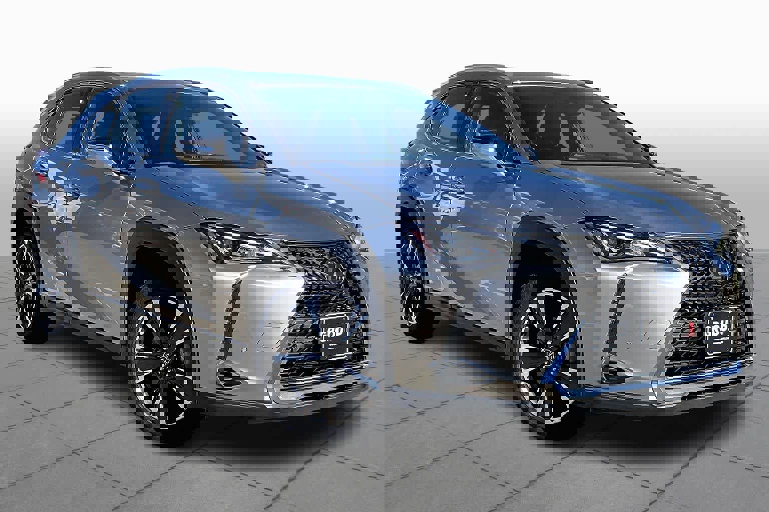 Used 2020 Lexus UX 200 w/ Accessory Package 2 image 3