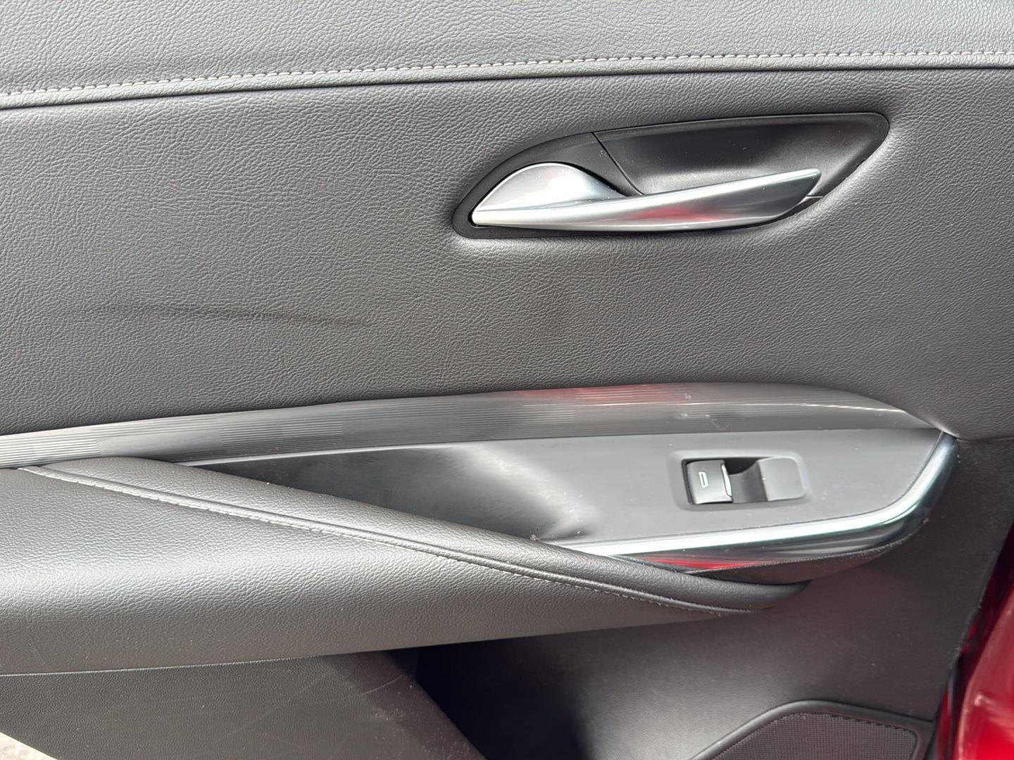 Used 2024 Cadillac XT4 Premium Luxury image 22