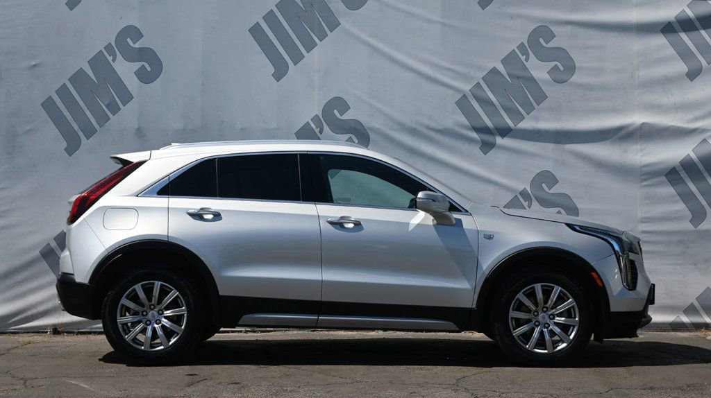 Used 2022 Cadillac XT4 Premium Luxury w/ Safety Alert Package image 4