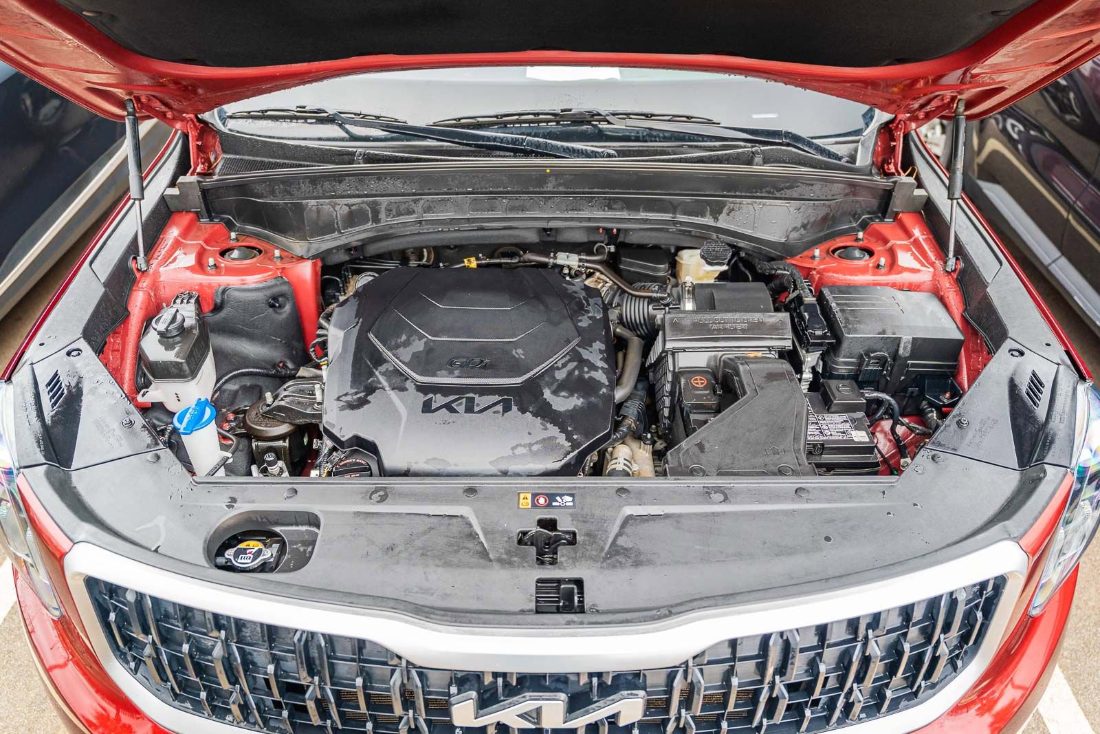 Used 2023 Kia Telluride EX w/ EX Captain's Chair Package image 22