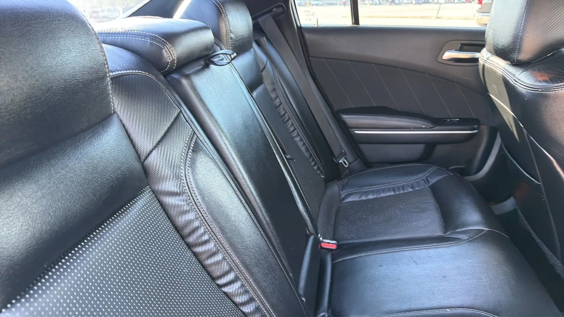 Used 2020 Dodge Charger SXT image 32