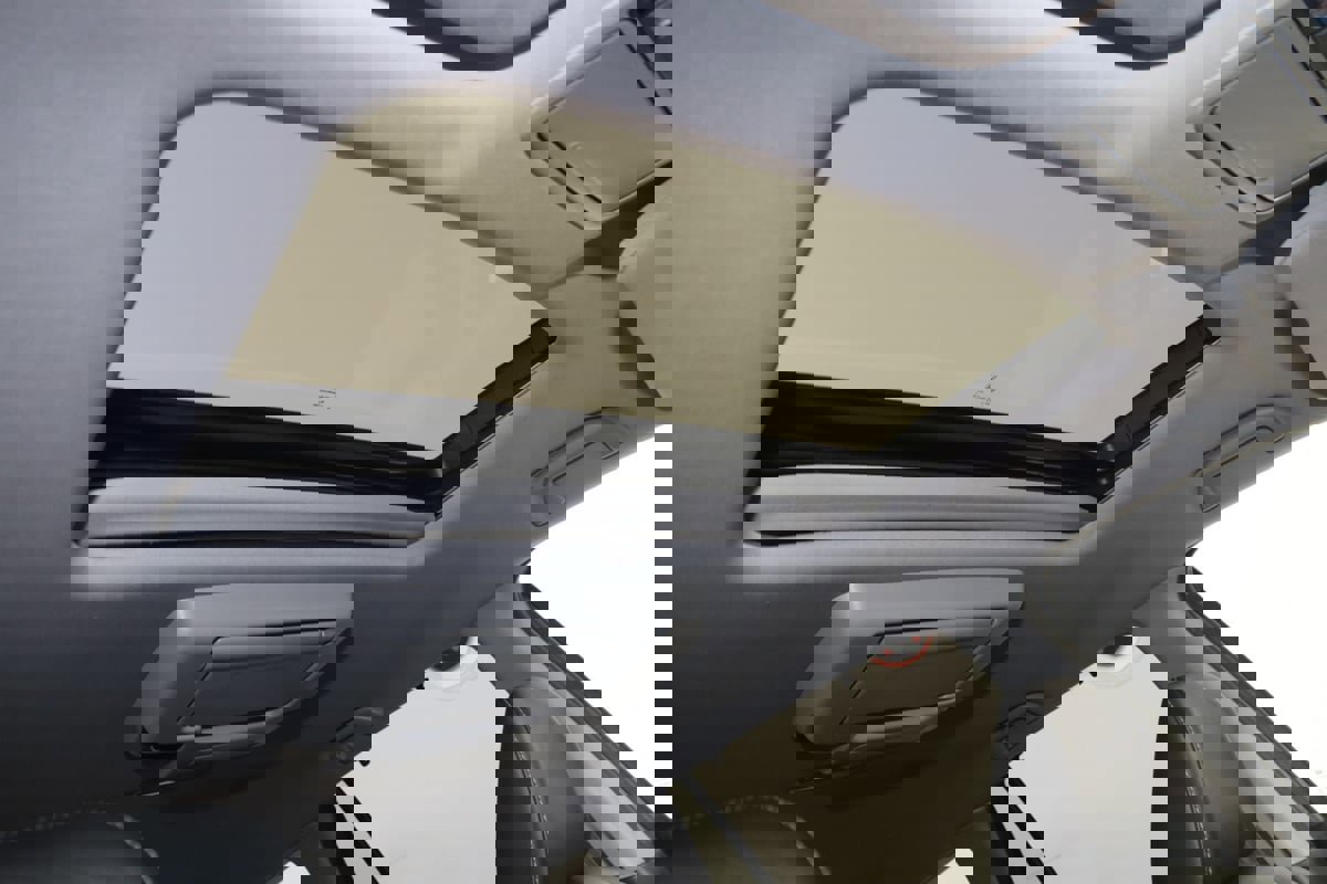 Used 2019 Honda Pilot Touring image 11