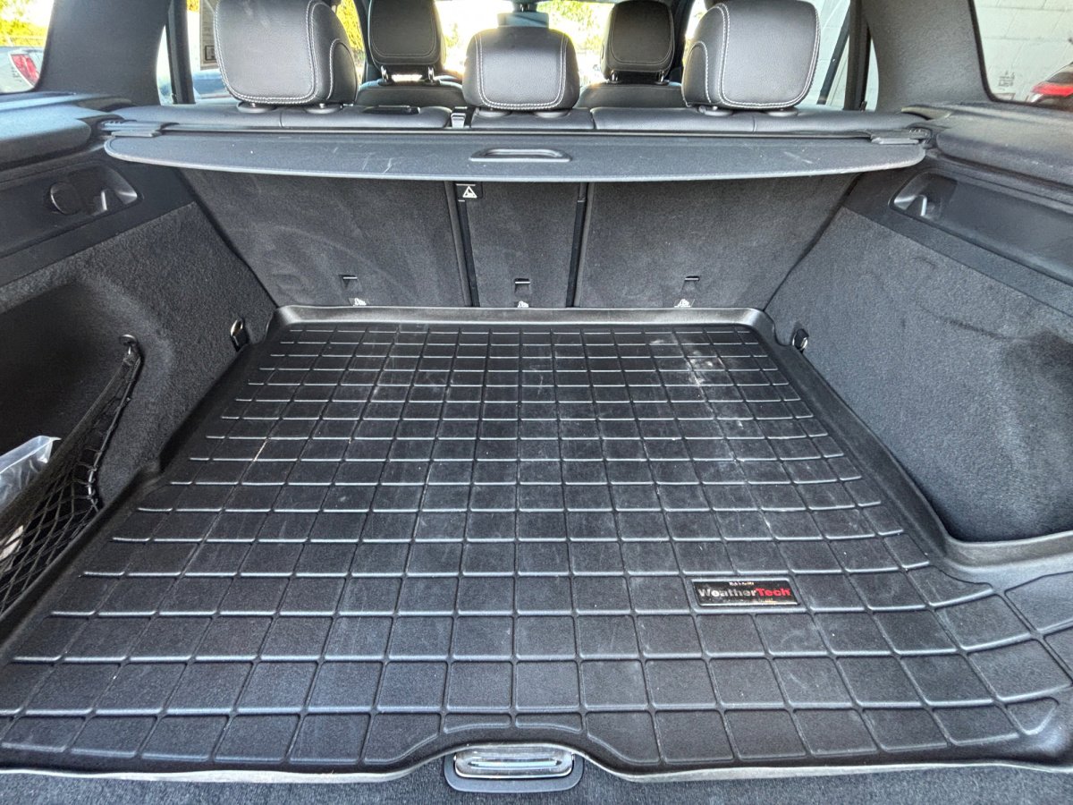 Used 2021 Mercedes-Benz GLC 300 image 34