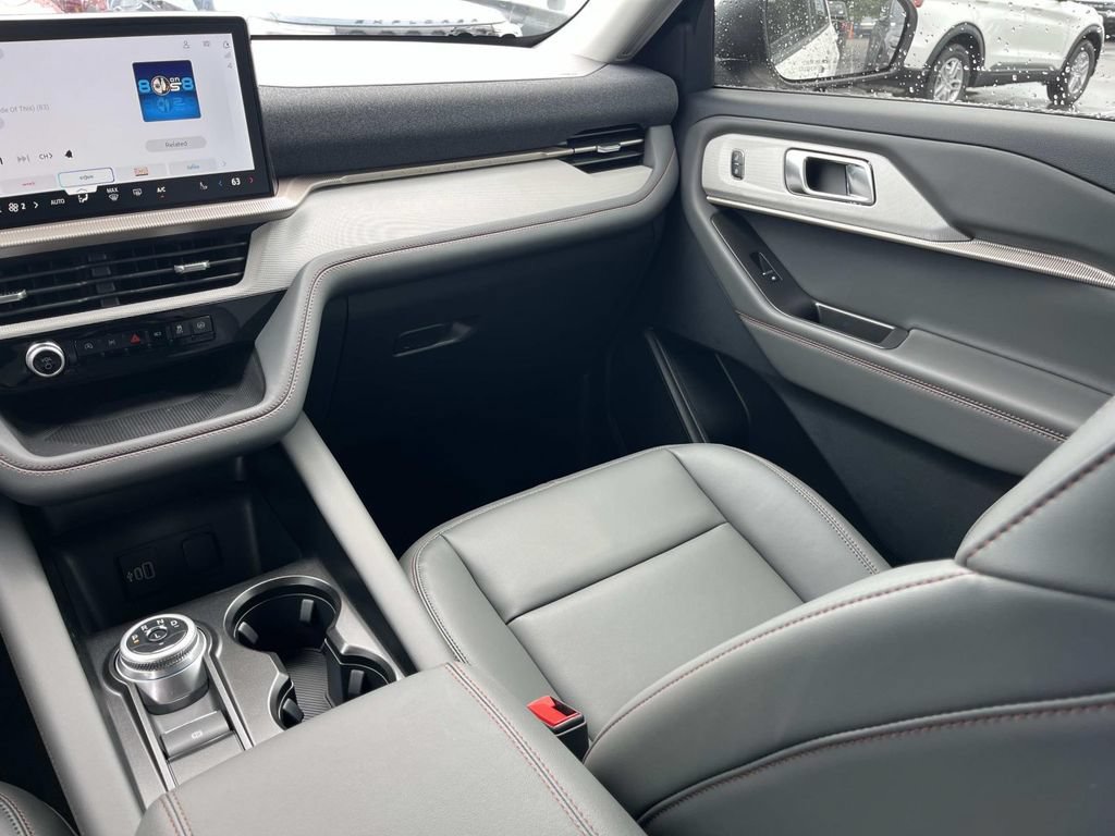 New 2026 Ford Explorer Active w/ Active Comfort Package AWD/4WD image 19