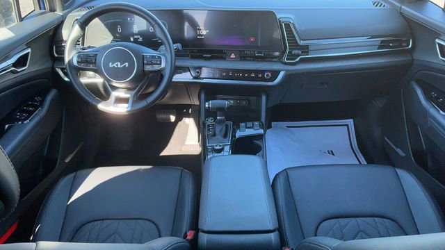 Used 2025 Kia Sportage X-Line w/ Premium Package image 13