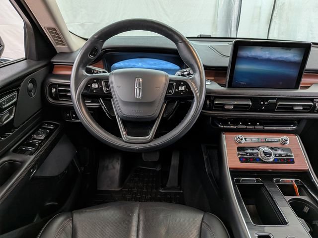 Used 2022 Lincoln Aviator Reserve w/ Elements Package Plus image 27