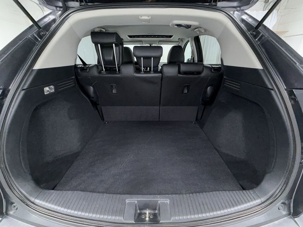 Used 2017 Honda HR-V EX-L image 16