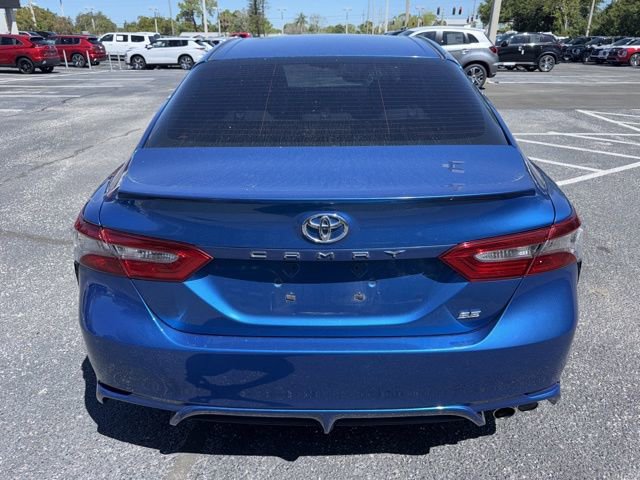 Used 2018 Toyota Camry SE w/ Moonroof Package image 5