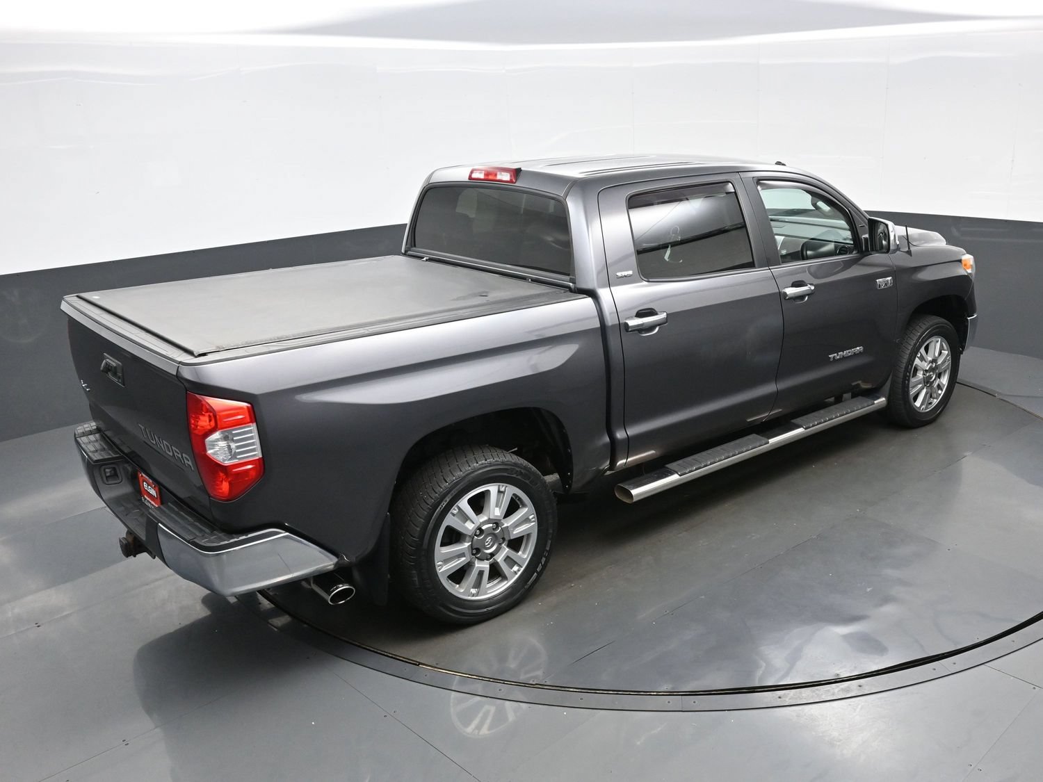 Used 2017 Toyota Tundra SR5 w/ SR5 Upgrade Package AWD/4WD image 41
