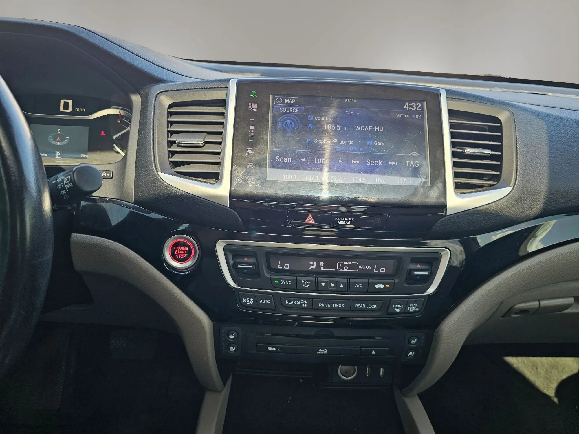 Used 2016 Honda Pilot Elite image 33