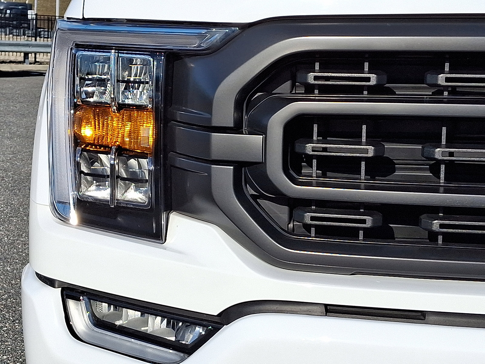 Certified 2022 Ford F150 XLT w/ Equipment Group 302A High image 9