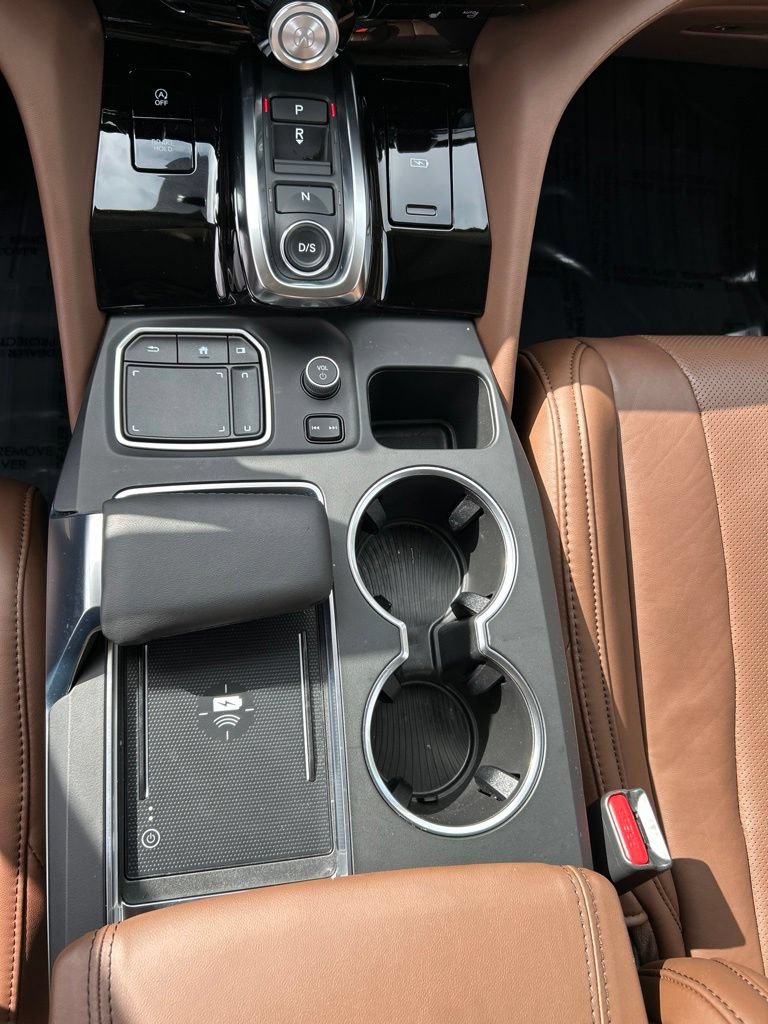 Used 2024 Acura MDX SH-AWD w/ Technology Package image 13