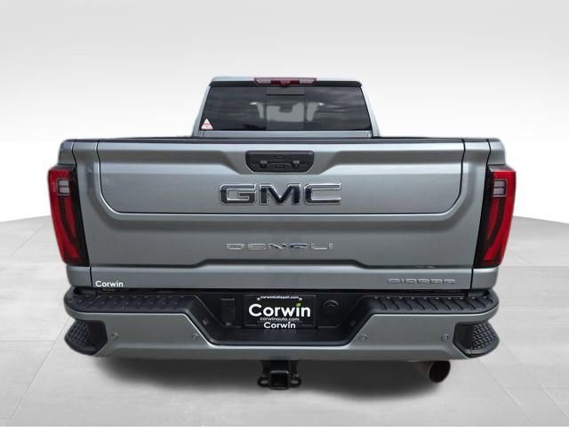 Used 2026 GMC Sierra 3500 Denali Ultimate image 12