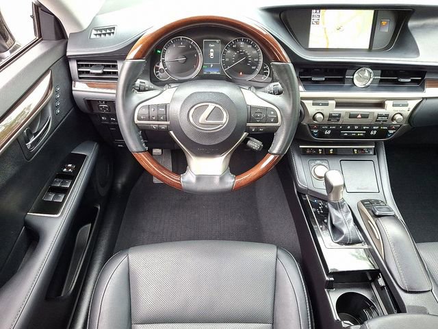 Used 2018 Lexus ES 350 w/ Navigation System Package FWD image 11