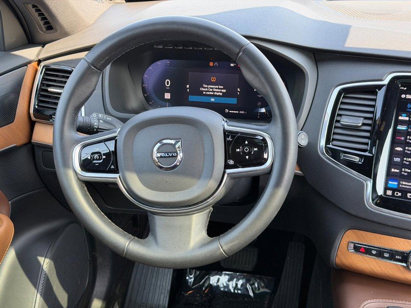 Certified 2023 Volvo XC90 B6 Plus w/ Protection Package image 14