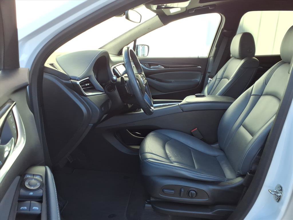 Used 2023 Buick Enclave Essence w/ Experience Buick Package FWD image 14