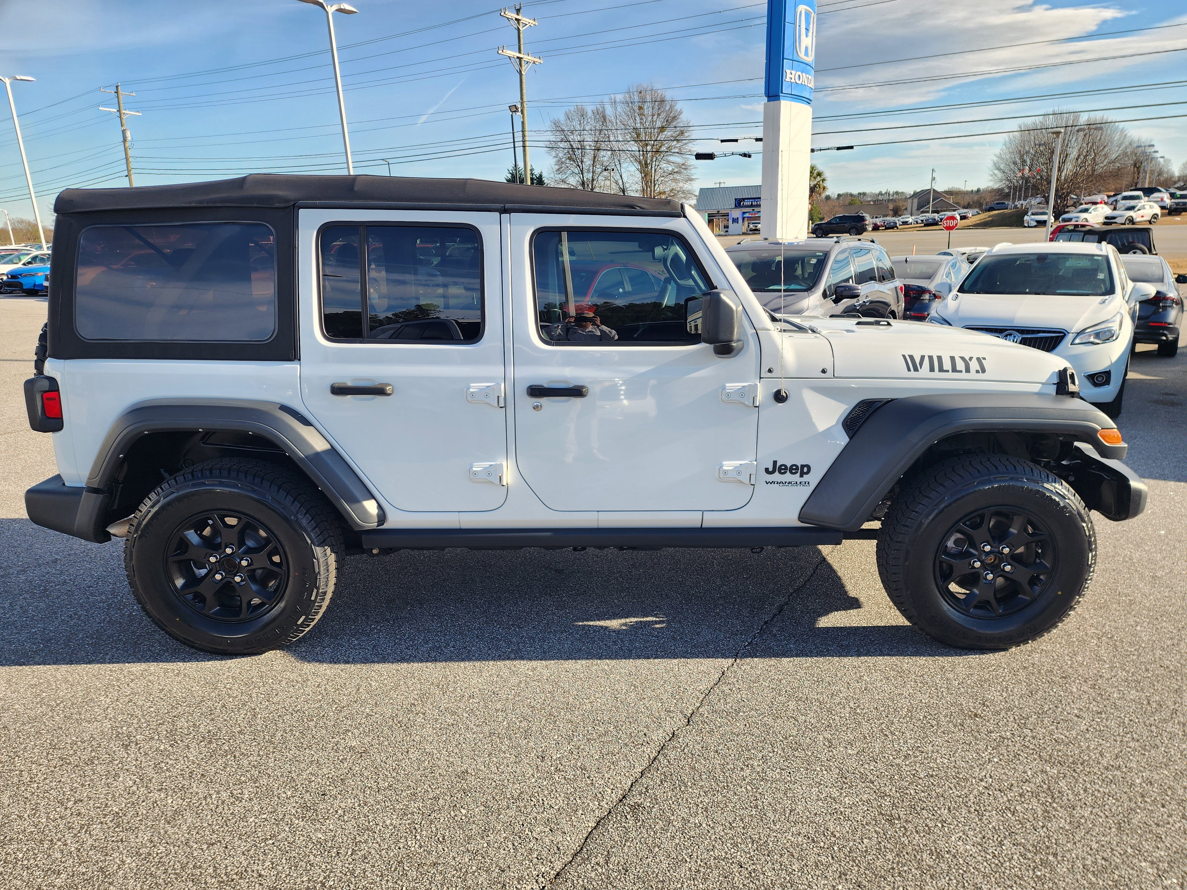 Used 2021 Jeep Wrangler Unlimited Sport AWD/4WD image 3