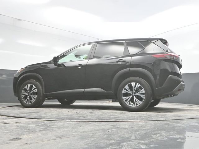 Used 2023 Nissan Rogue SV image 30