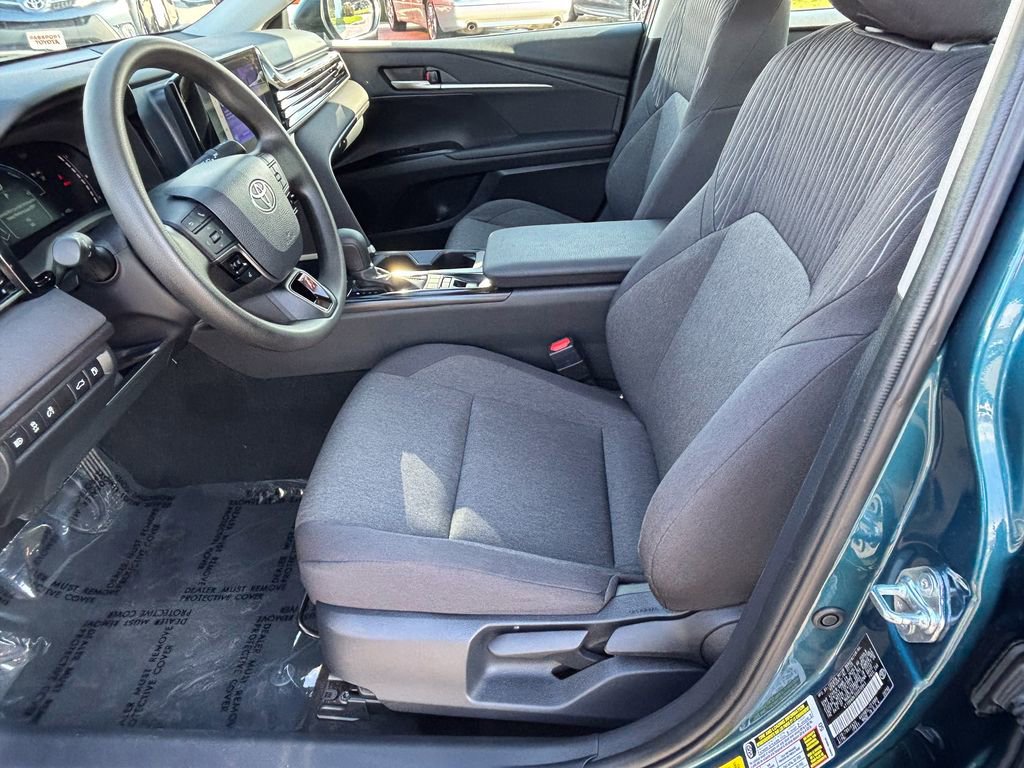 Certified 2025 Toyota Camry LE image 18