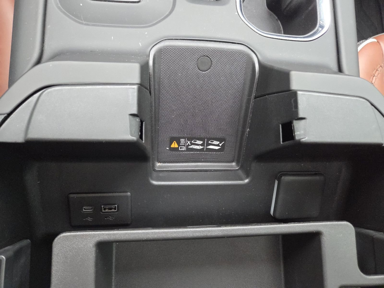 Used 2025 GMC Sierra 1500 Denali Ultimate image 15