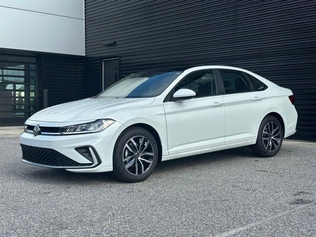 New 2025 Volkswagen Jetta SE FWD image 3