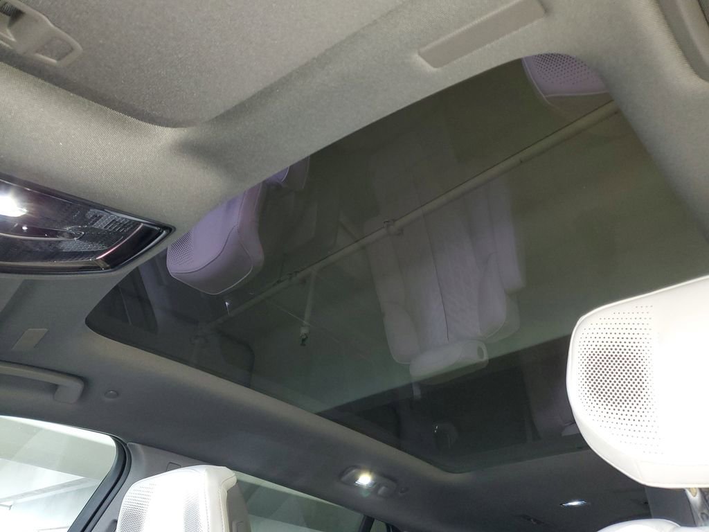 New 2026 Cadillac Escalade IQ Sport 1 w/ LPO, ONYX Package image 18