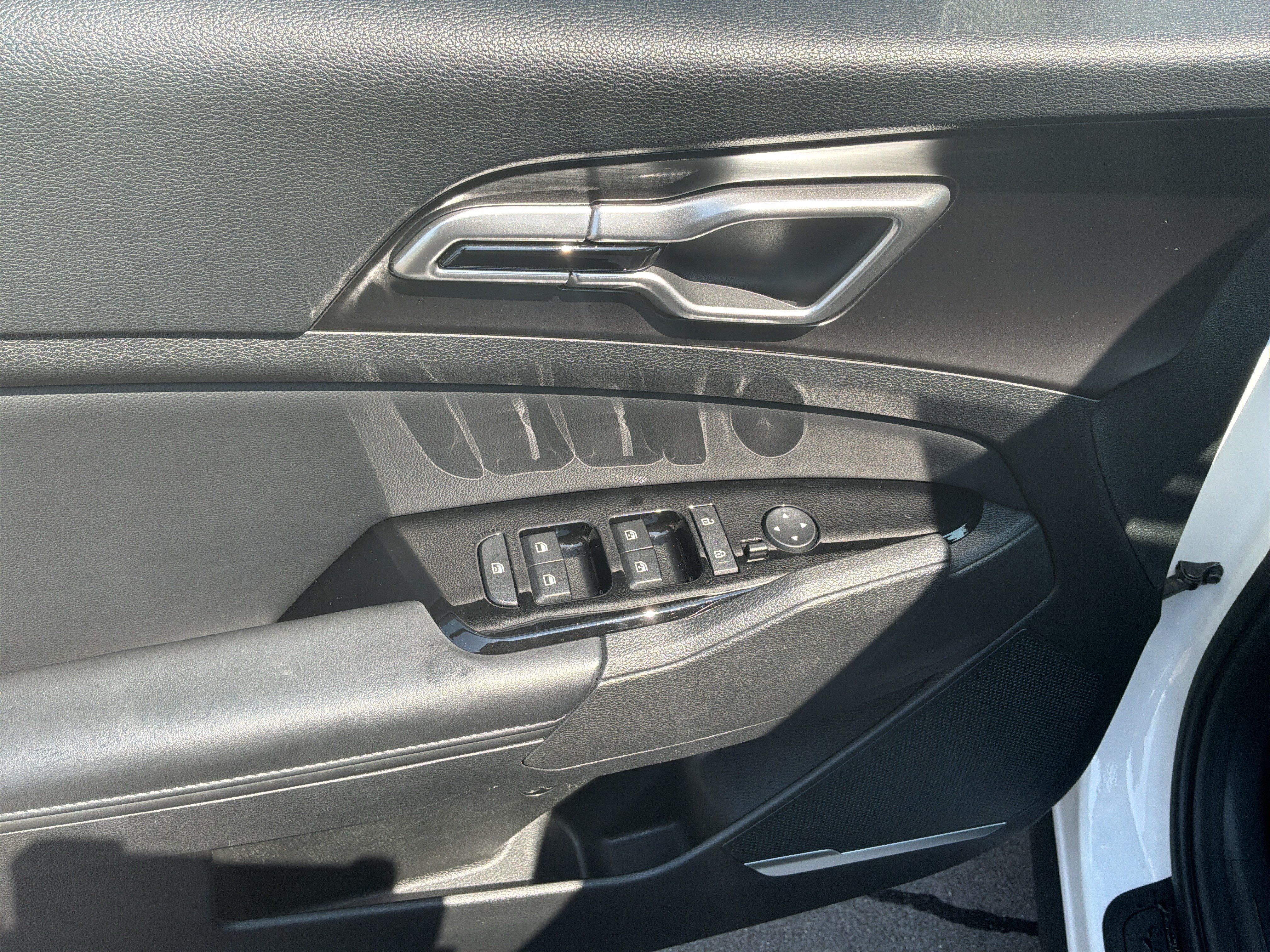Used 2023 Kia Sportage EX FWD image 15
