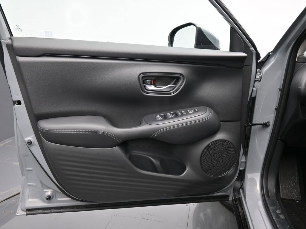 Certified 2026 Honda HR-V EX-L image 30