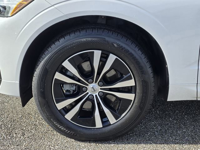 Certified 2024 Volvo XC60 B5 Core image 12