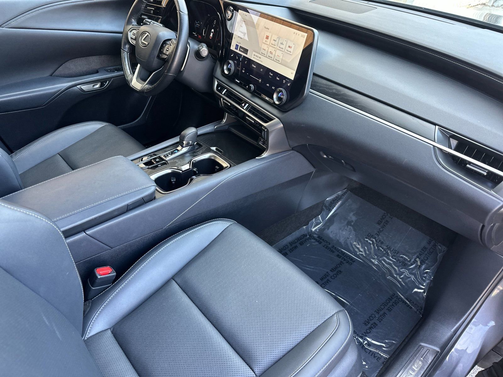 Used 2025 Lexus RX 350 Premium FWD image 18