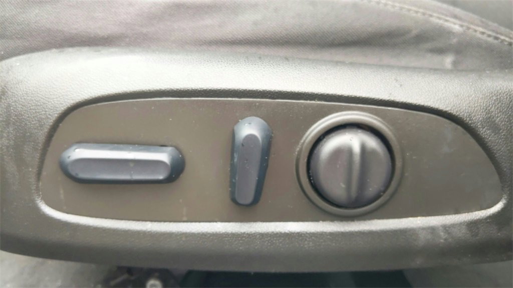 Used 2022 Chevrolet Malibu LT image 18