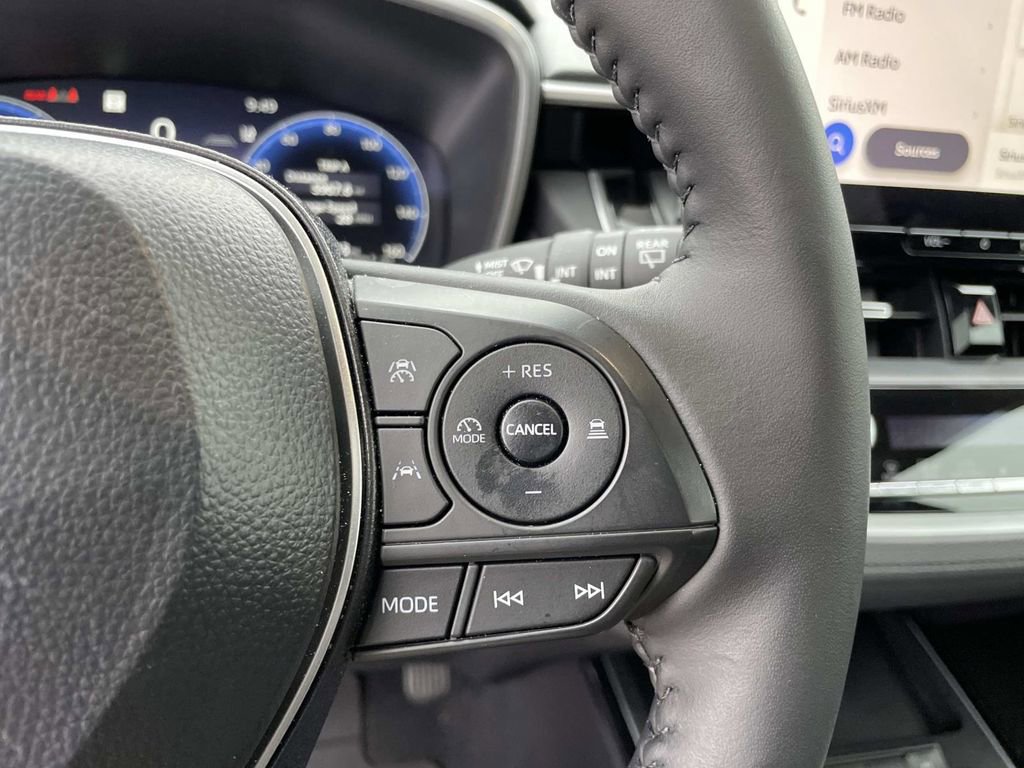 Used 2026 Toyota Corolla Cross XLE w/ Convenience Package image 20